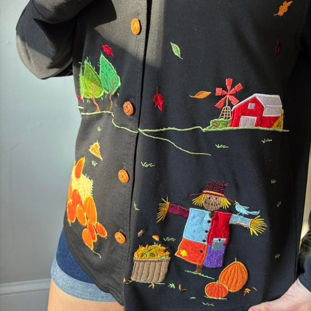 Vintage Grunge Black Embroidered Scarecrow Retro Pumpkin Fall Shirt - Medium - Picture 2 of 8